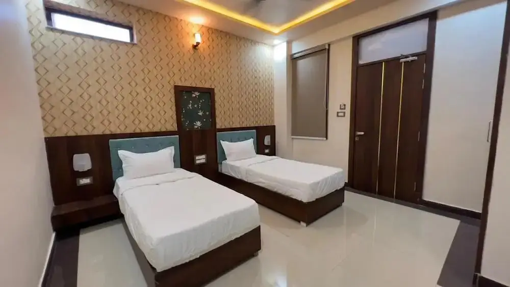 Удаипур: Abhinandan Palace