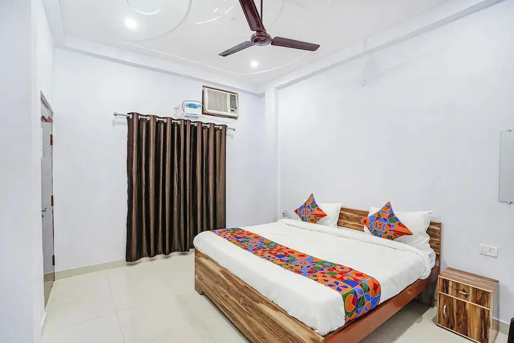 Файзабад: Fabhotel Shristi Homestay
