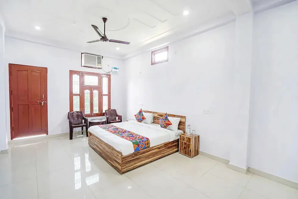 Файзабад: Fabhotel Shristi Homestay