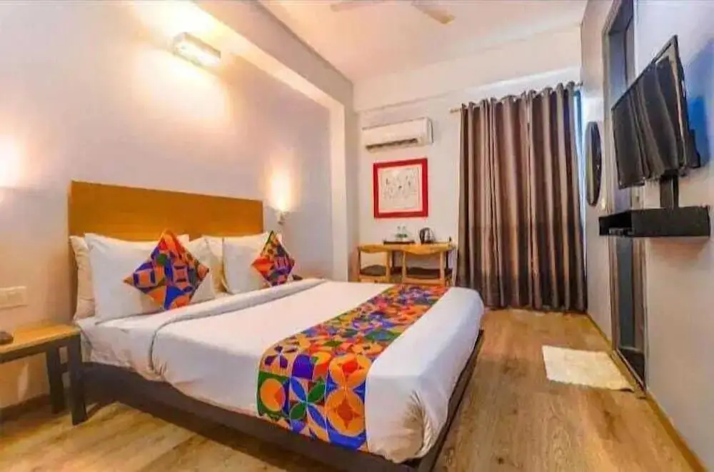 Нойда: Hotel Premium Inn