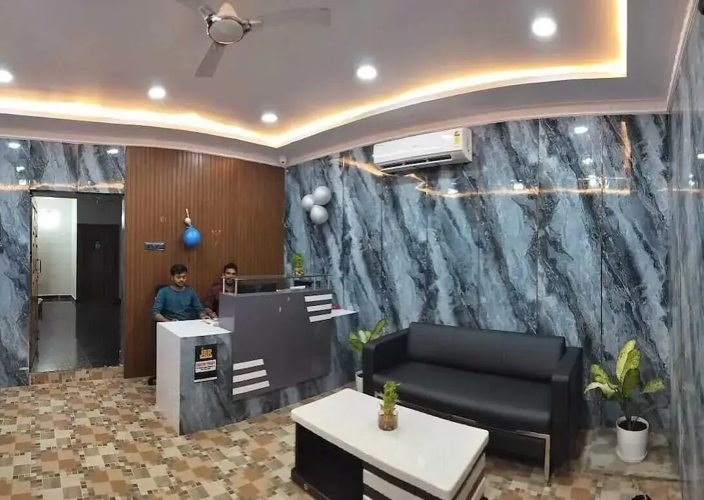 Бхубанешвар: Jbr Stay Inn