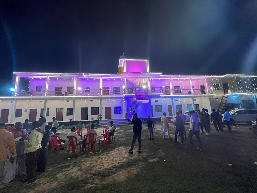 Madhur Kunj Guest House Pick and Drop — фото 1