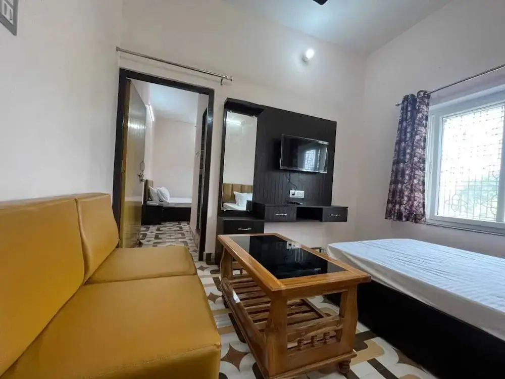 Файзабад: Suryavansham Guest House