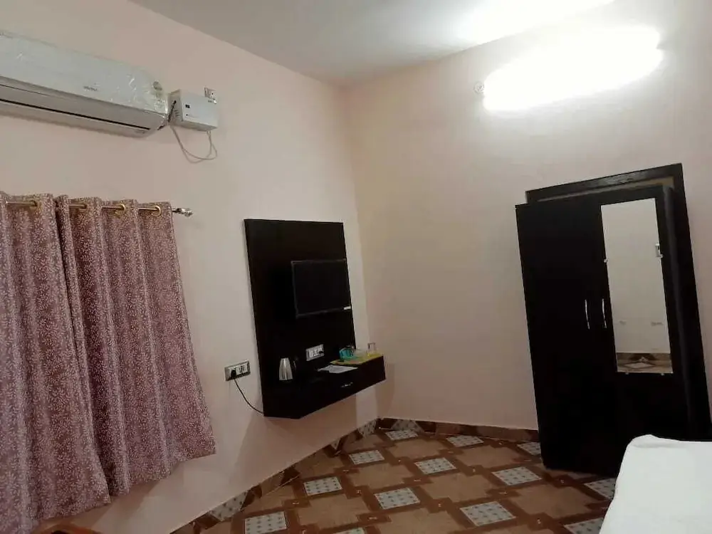 Suryavansham Guest House — фото 1