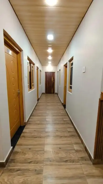 Hotel Karan's Inn — фото 1