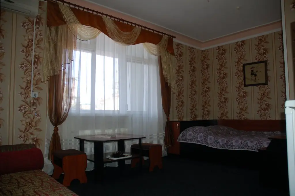 Феодосия: Отель Манго