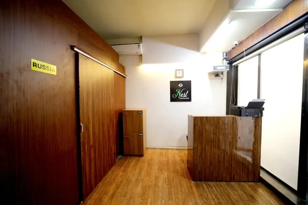 Мумбаи: Nest Stays Hostel