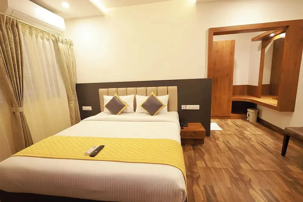 Бангалор: PPH Living Rajathagiri Palace Premium