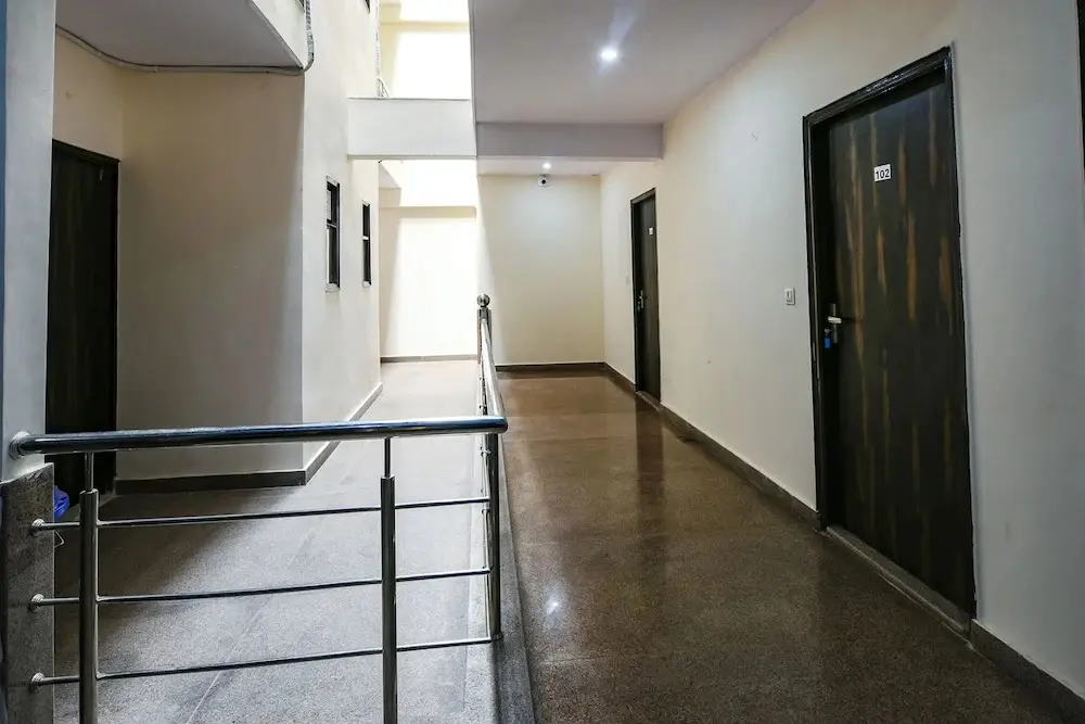 Нью-Дели: FabHotel The Yashobhumi