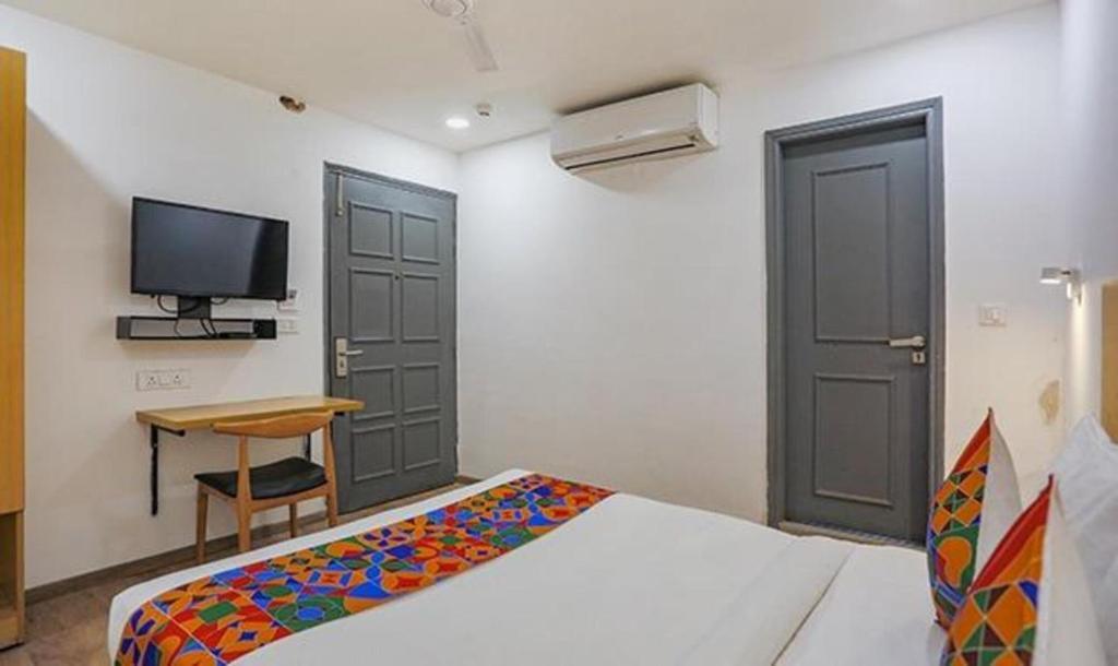 Нью-Дели: FabHotel Indraprastha