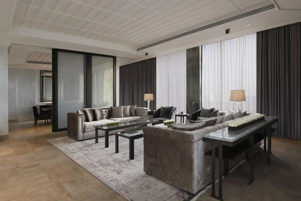 Нью-Дели: Roseate House Delhi Aerocity