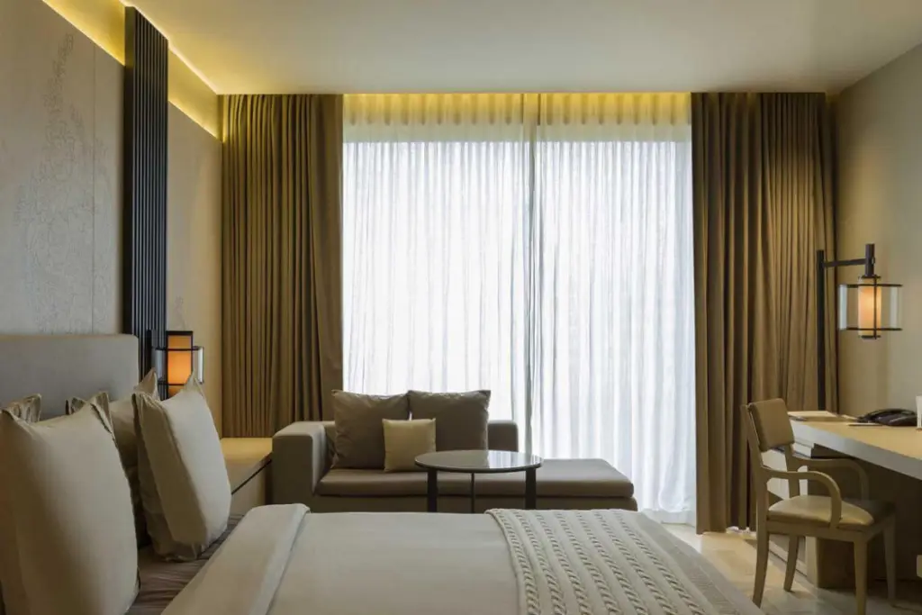 Нью-Дели: Roseate House Delhi Aerocity