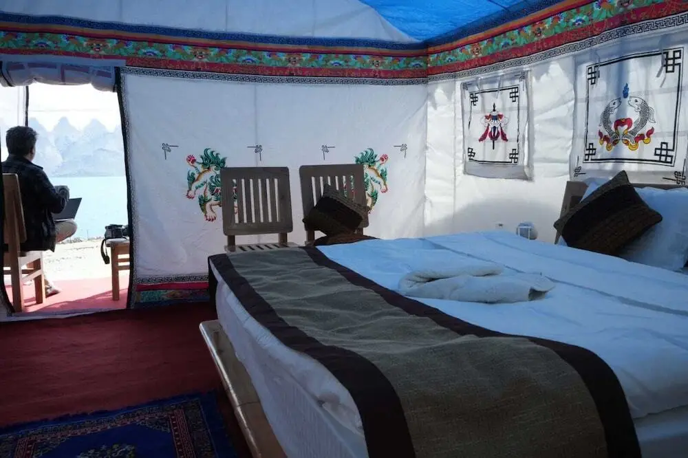 Лукунг: Martsemik Camp Pangong Lake