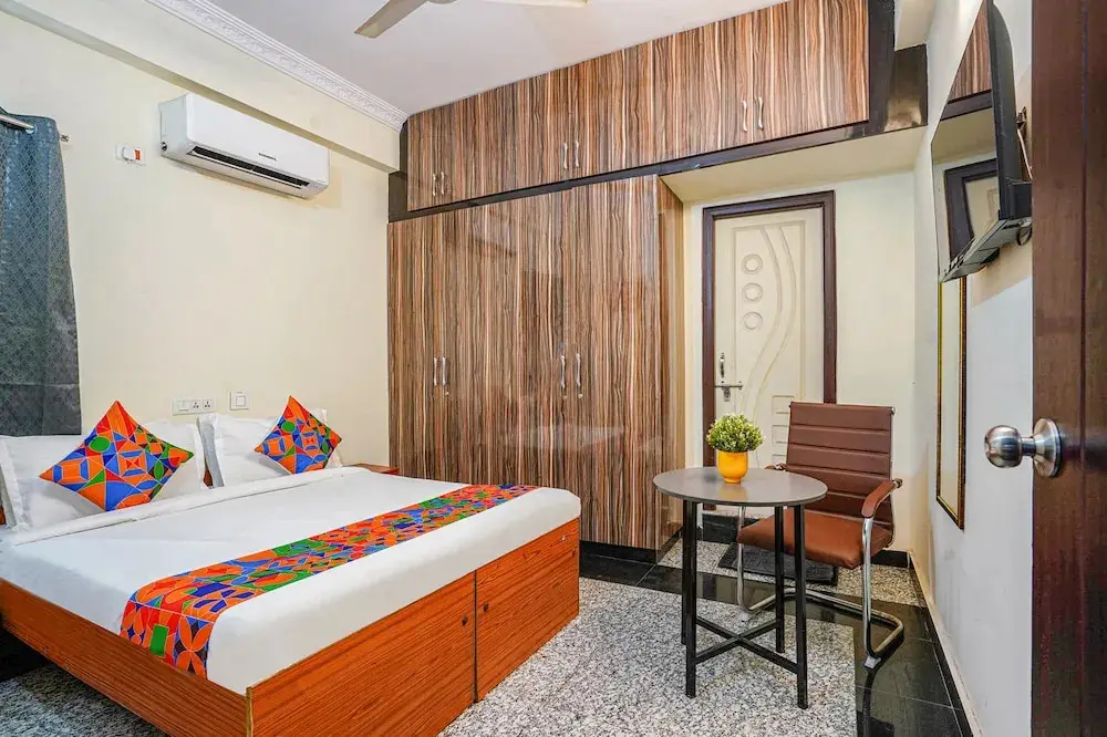Хидерабад: FabHotel Eminent Suites Banjara Hills