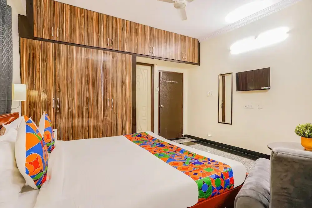 Хидерабад: FabHotel Eminent Suites Banjara Hills