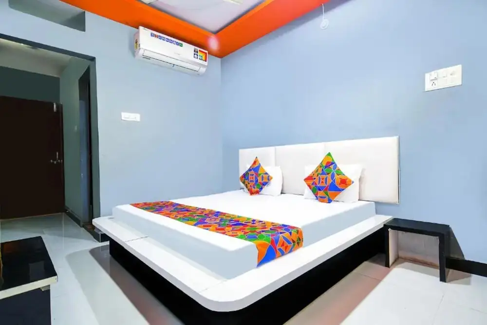 FabHotel Shree Moti Palace — фото 1