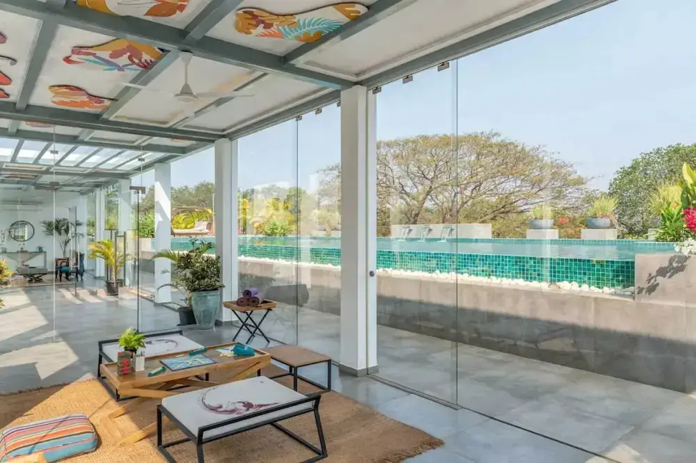Нерул: El Arbol by Hireavilla-2br w Rooftop Pool in Nerul
