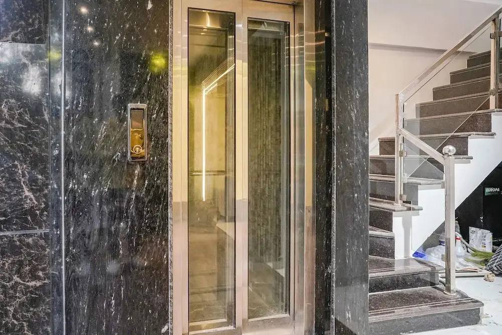 Мумбаи: Fabhotel Peralz