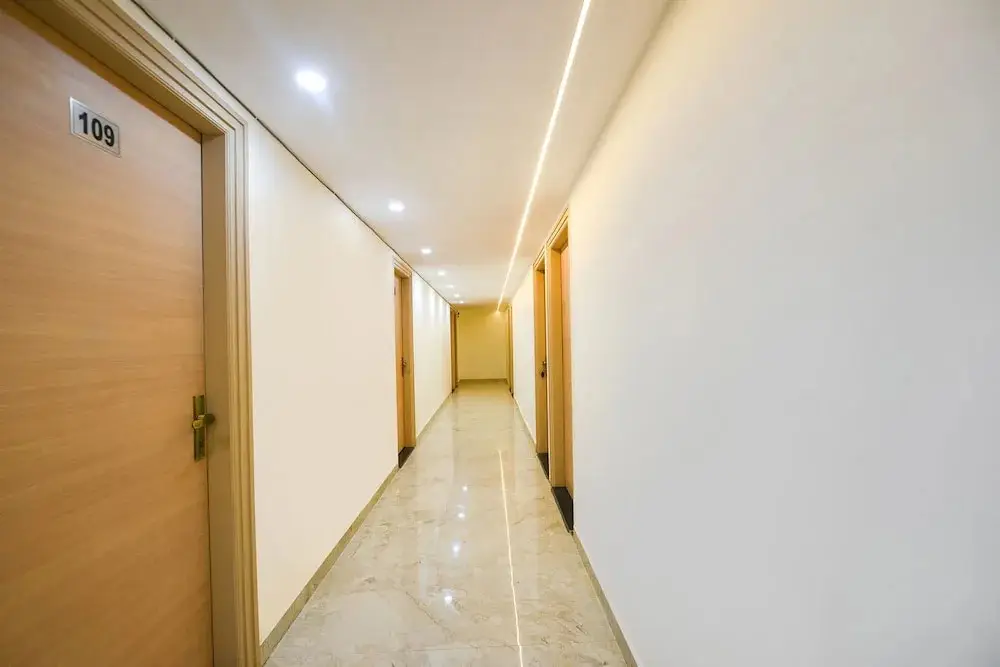 Нью-Дели: Fabhotel Prime Arjun Luxury Rooms Near Yashobhoomi