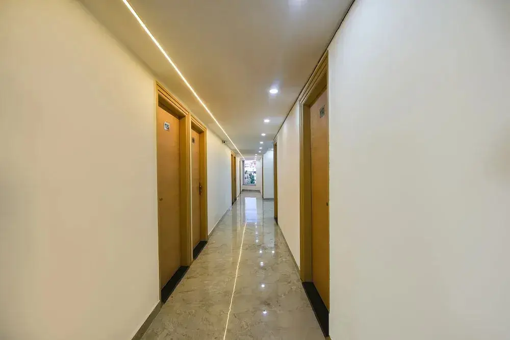 Нью-Дели: Fabhotel Prime Arjun Luxury Rooms Near Yashobhoomi
