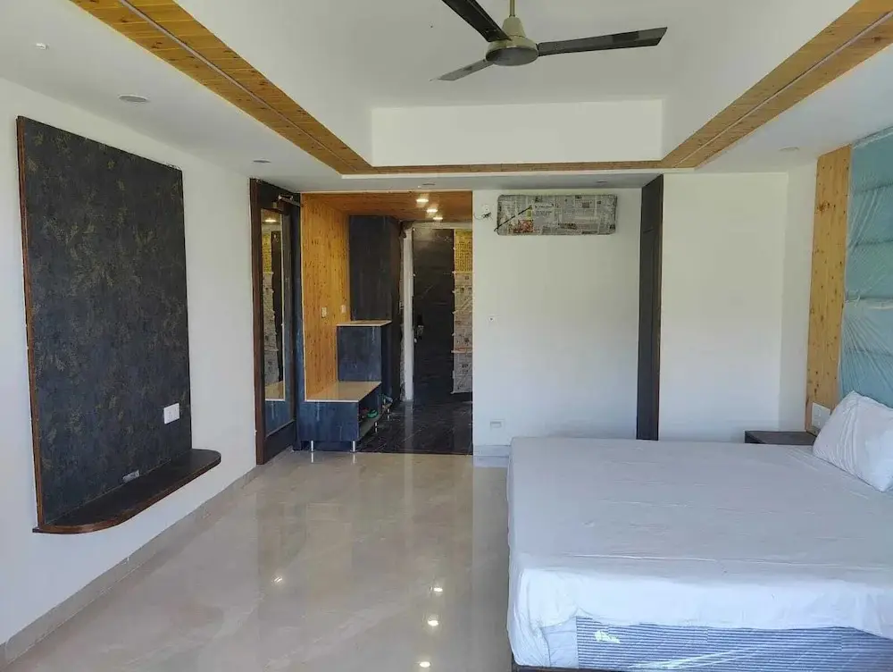 Солан: Playotel Resort Kasauli