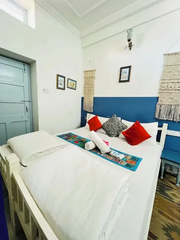 Джайсалмер: Jaisalmer Hostel Crowd