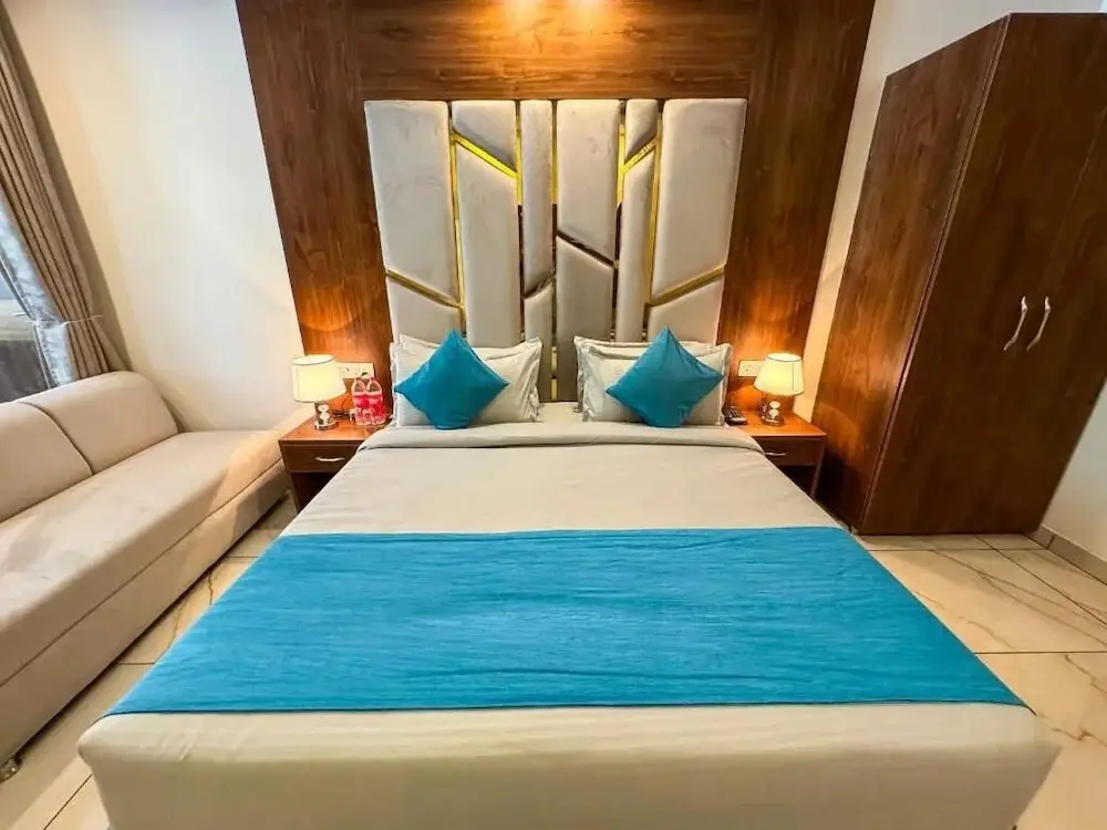 Ришикеш: Rishikesh Residency by Euphoric