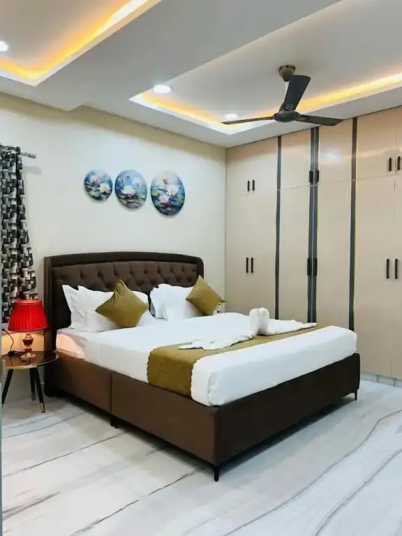 Хидерабад: Shreshtam Apart Hotel Gachibowli