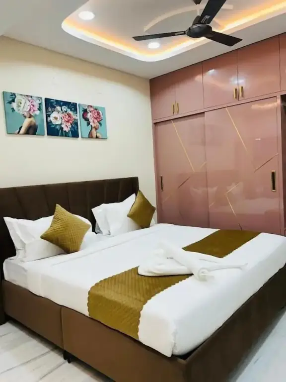 Хидерабад: Shreshtam Apart Hotel Gachibowli