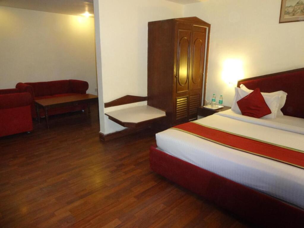 Бангалор: Nalapad's Hotel Bangalore International