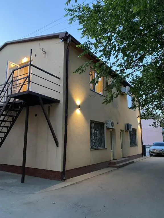 Саки: Гостевой дом Калипсо