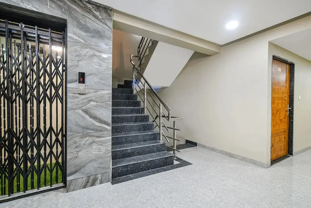 Индаур: Fabhotel Classic Inn