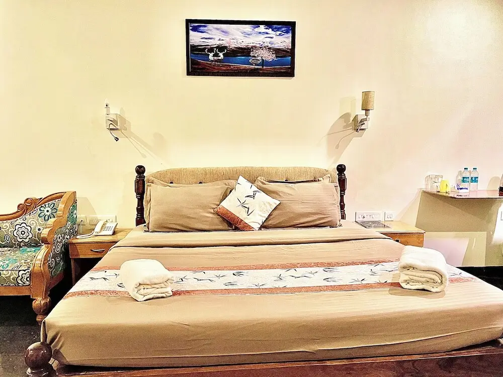 Мандрем: SPARV Aulakhs Resort