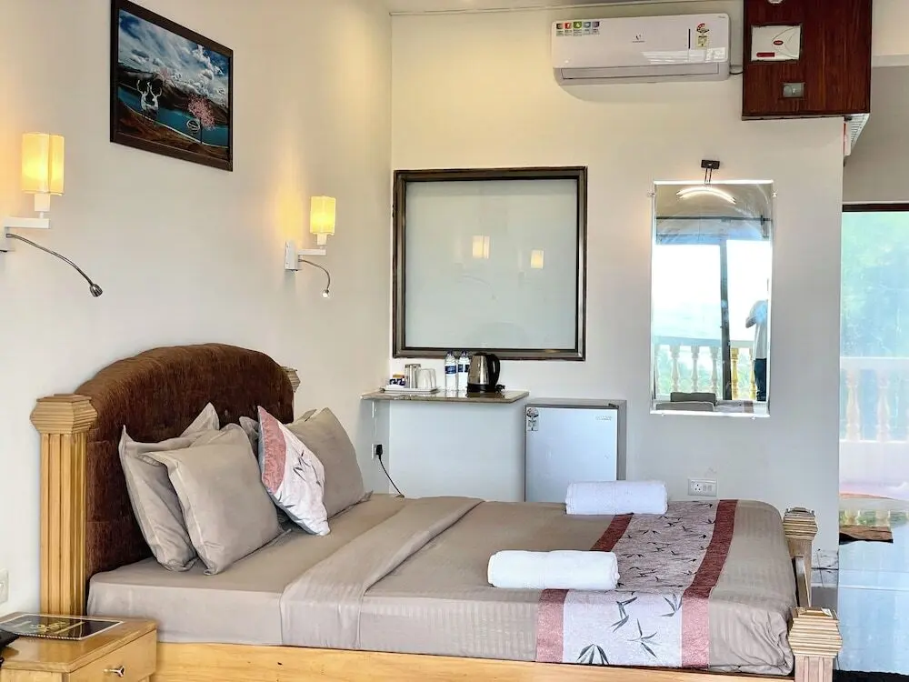 Мандрем: SPARV Aulakhs Resort
