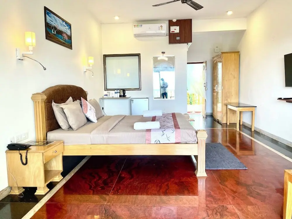 Мандрем: SPARV Aulakhs Resort