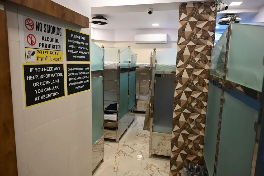Мумбаи: Sagar Dormitory Andheri - Nearest to Andheri Railway Station West