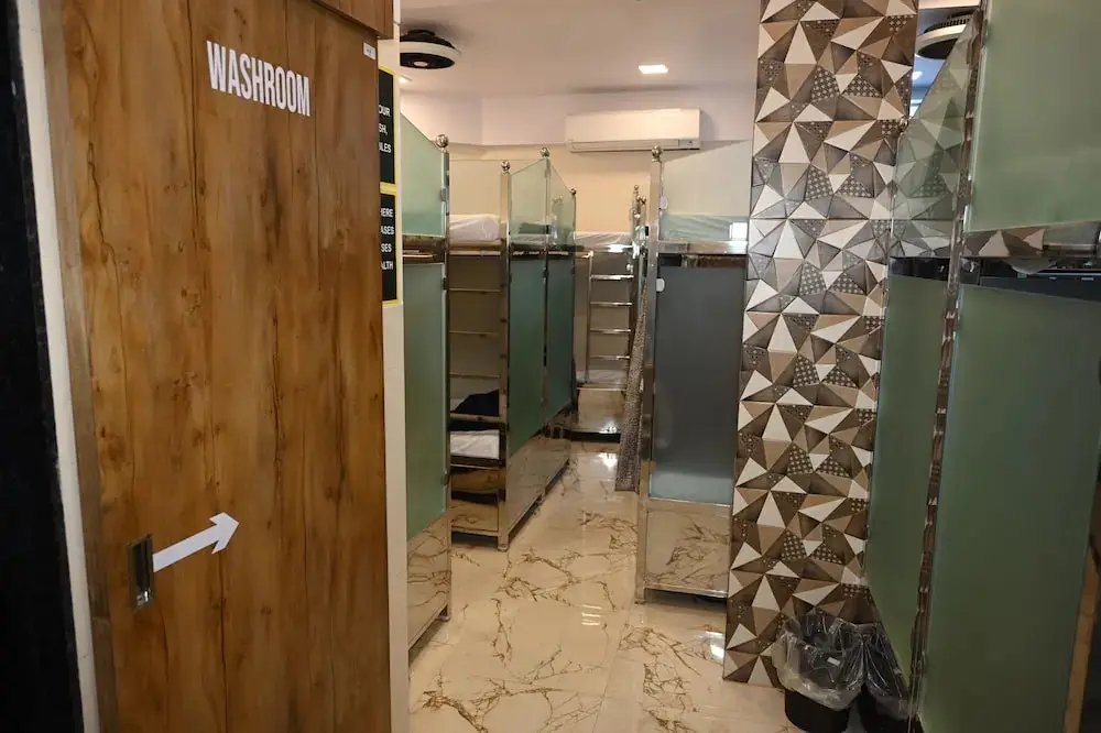 Мумбаи: Sagar Dormitory Andheri - Nearest to Andheri Railway Station West