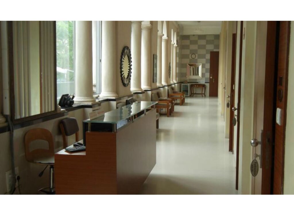 Мумбаи: Hotel Elphinstone Annexe