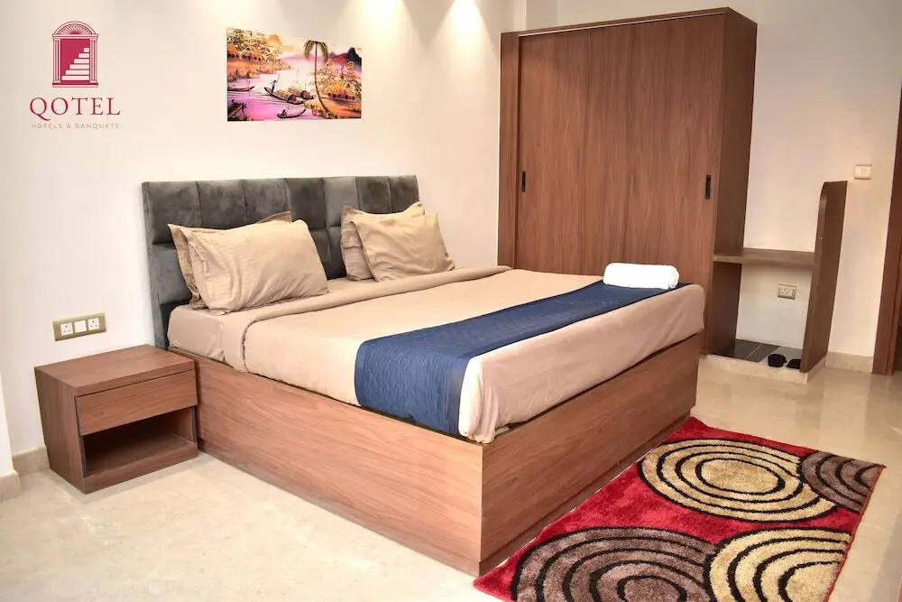 Нью-Дели: Qotel Hotel Ashok Vihar