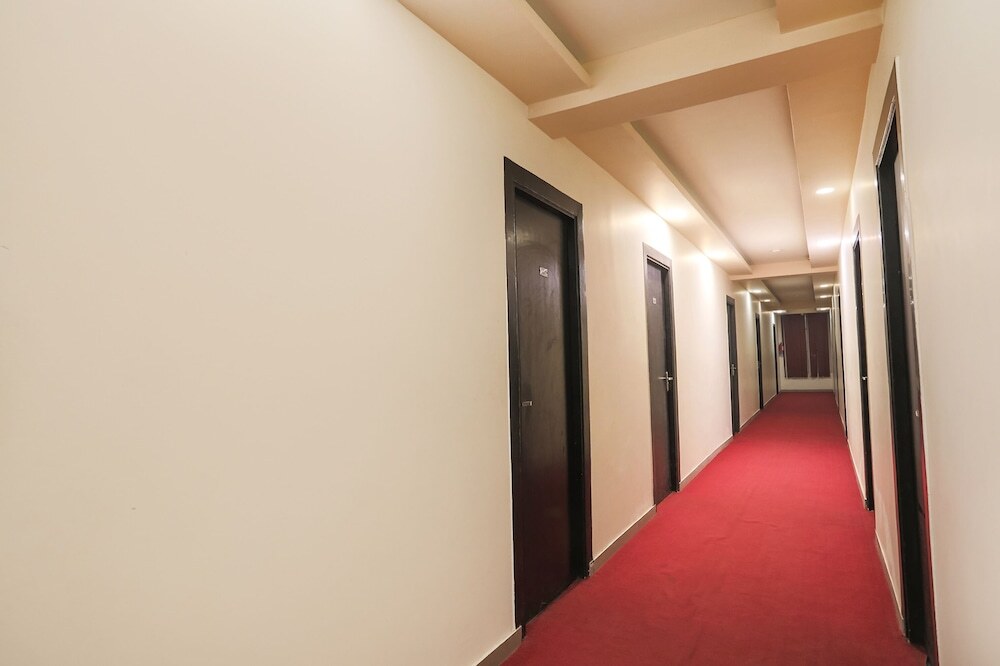 Газиабад: FabHotel The Diamond