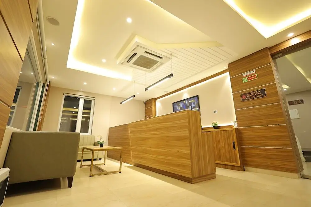 Патна: Hotel Sharda Residency