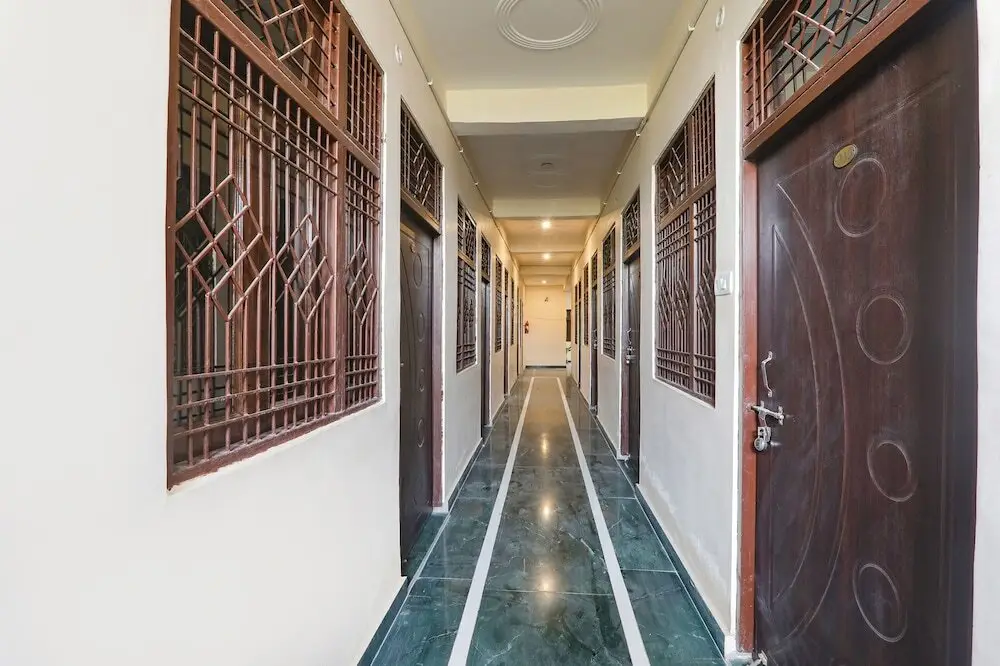 Праяградж: FabHotel Haidri