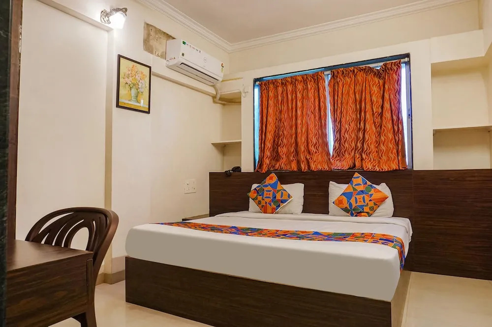 Fabhotel Royal Samrat — фото 1