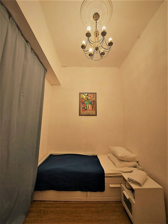 Ялта: Kartinki Massandryi Mini-hotel