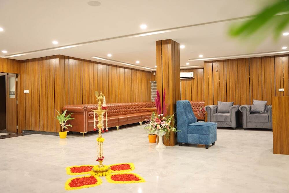 Тирупати: Hotel Grand Orchid