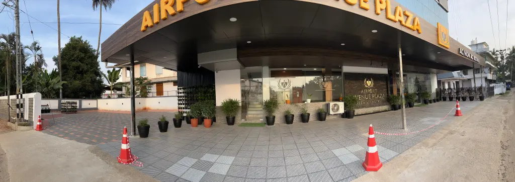 Недумбассери: Airport Avenue Plaza