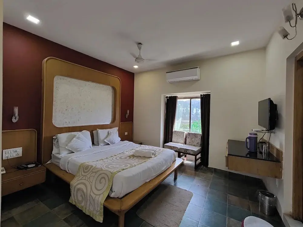Гора Абу: Hotel maharaja international