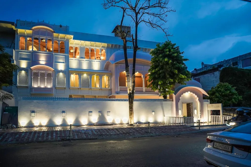 Dev Mahal - A Boutique Heritage Hotel — фото 1