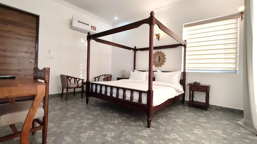 Садри: The Sky Imperial Pavoreal Jungle Resort