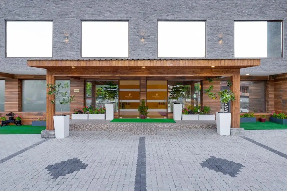 Манали: Lemon Tree Hotel Manali